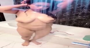 Insta Hottie Moumita Nude in Shower Fingering Her Wet Pussy